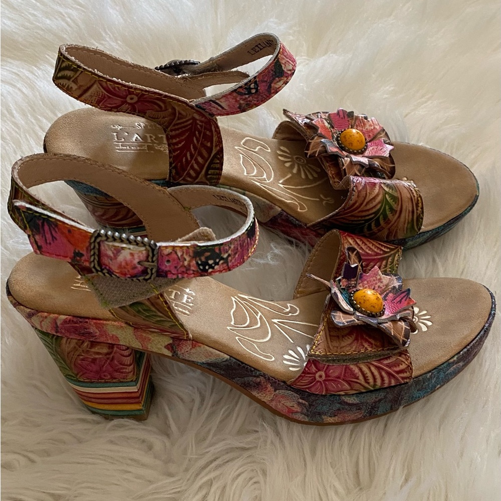 🦋SPRING SALE🦋 L’Atiste Leilane Leather Platform Sandal